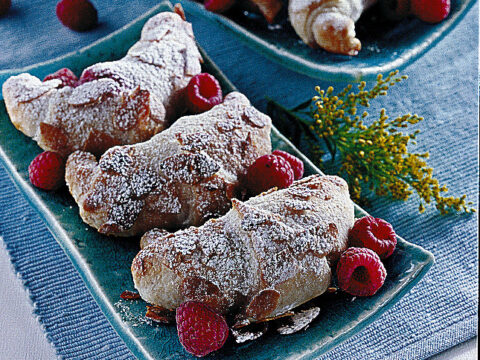 Cornetti alle mandorle