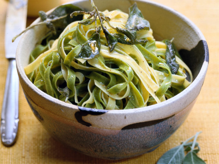 Paglia e fieno burro e salvia