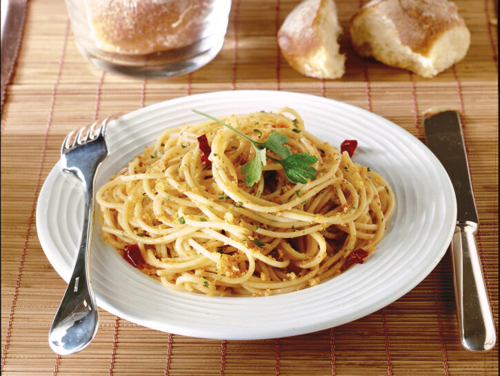 Pasta con la mollica o pasta 'ca muddica