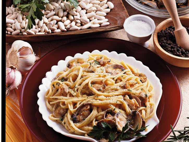 Linguine vongole e fagioli