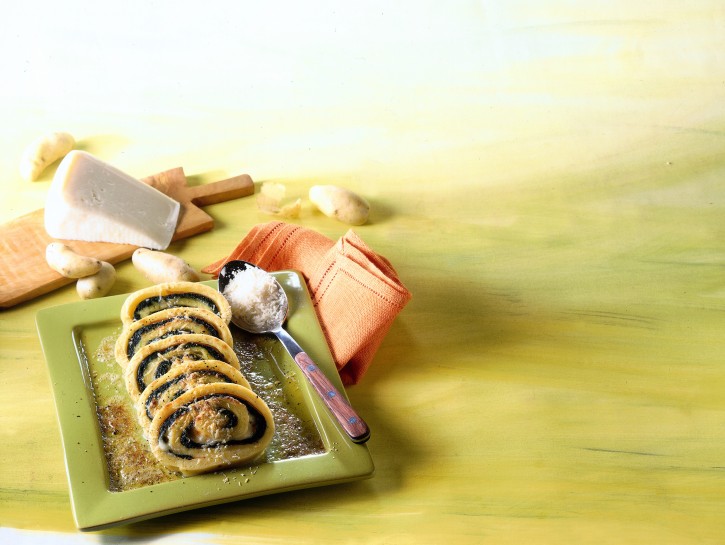 Rotolo di patate farcito agli spinaci