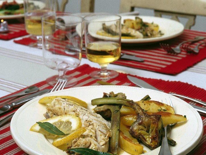 Branzino con carciofi e patate