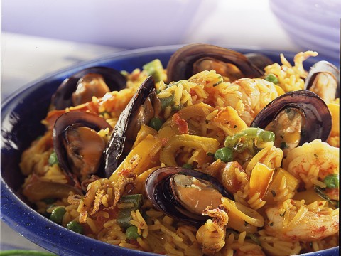 Paella spagnola di pesce
