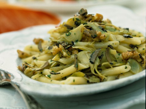 Pennette ai carciofi e alle noci