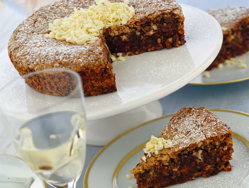 torta-di-meringa-ai-datteri ricetta