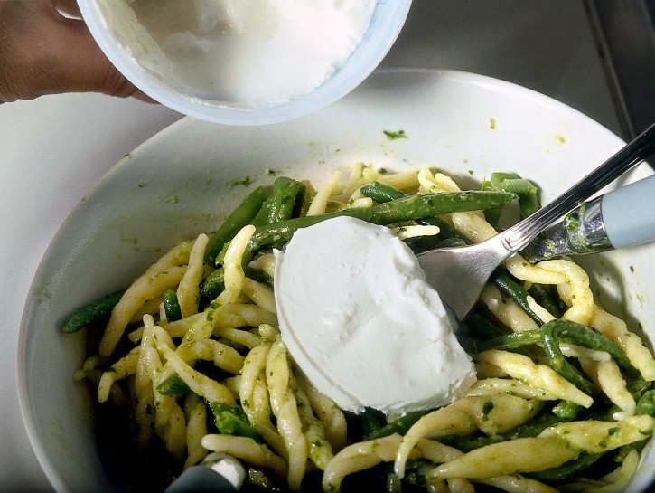 Ricetta Pasta al pesto con fagiolini Donna Moderna