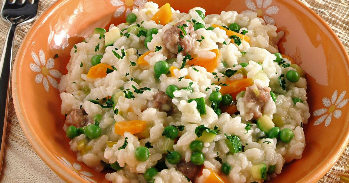 Ricetta Risotto primavera con salsiccia Donna Moderna