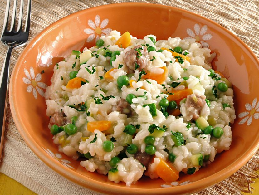 risotto-primavera-con-salsiccia foto