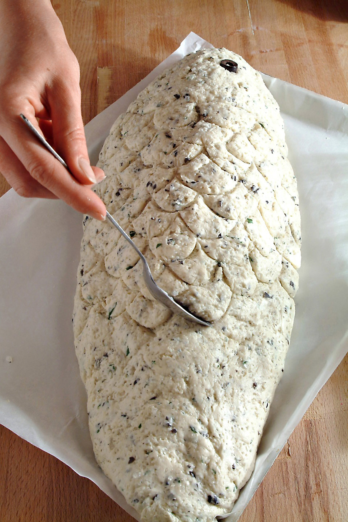 Ricetta Branzino in crosta di sale alle erbe aromatiche ...