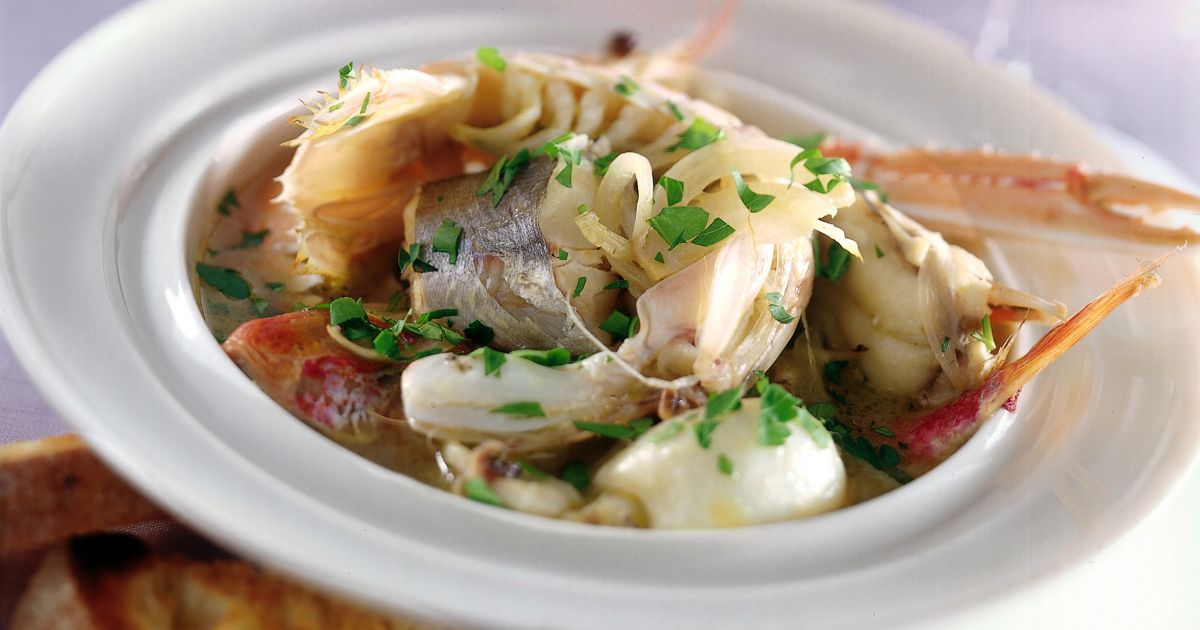 Ricetta Brodetto di pesce in bianco - Donna Moderna