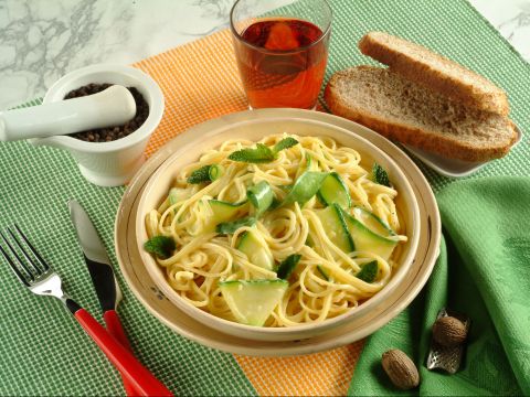Carbonara con le zucchine in versione light