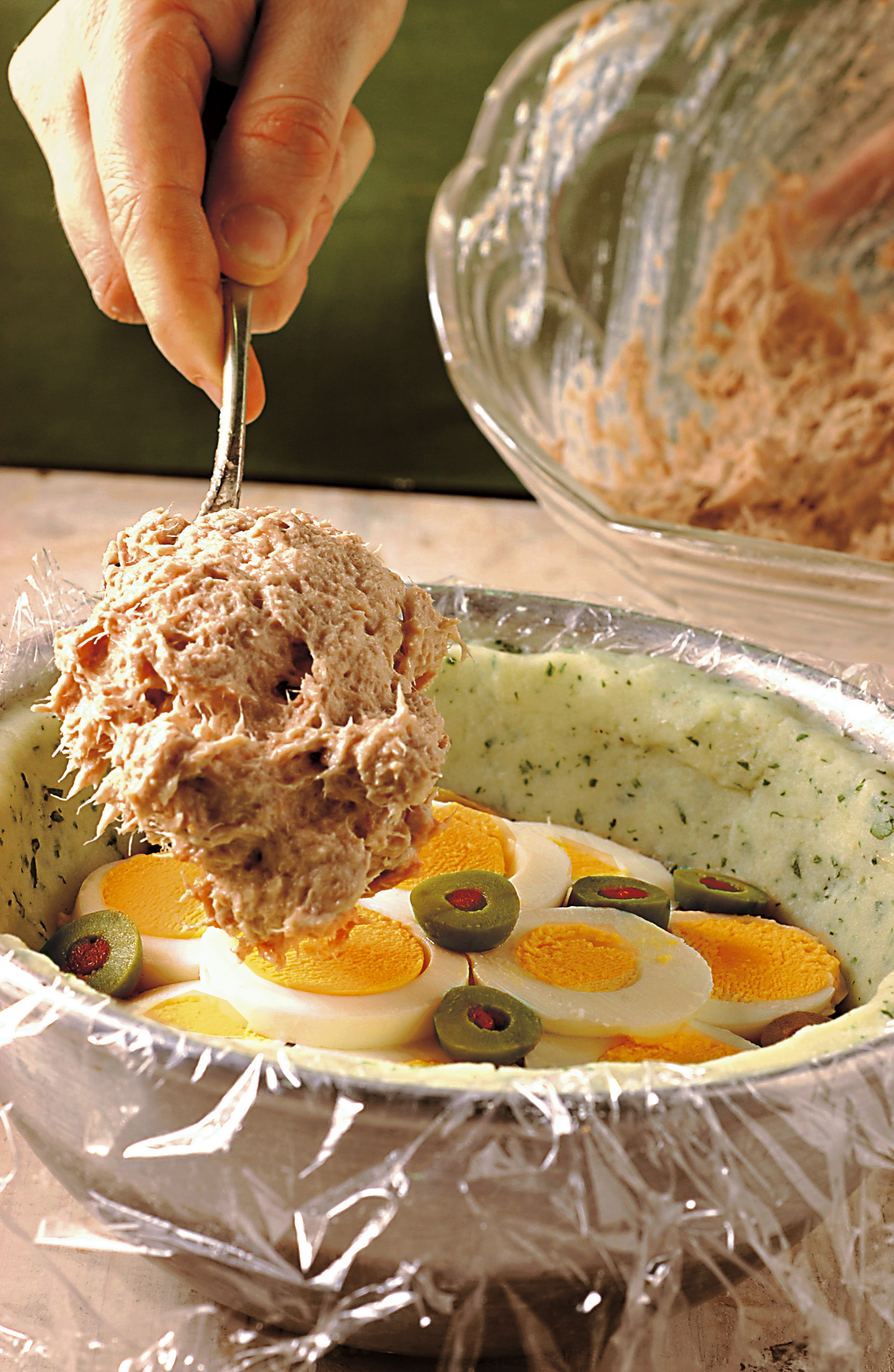 Ricetta Sformato freddo di patate con tonno e maionese ...