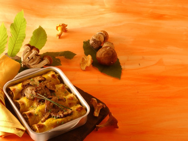 Cannelloni con porcini e formaggio