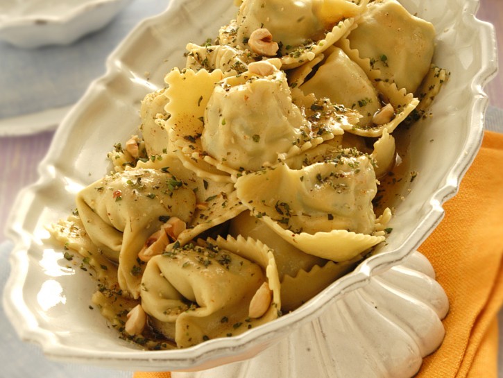 Tortelloni di zucchine e ricotta di pecora