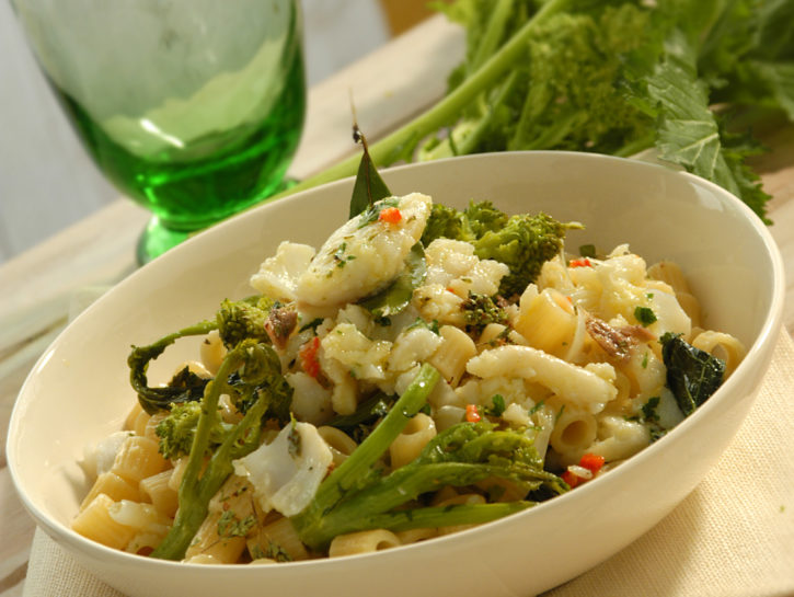 Tubetti con baccalà e cime di rapa