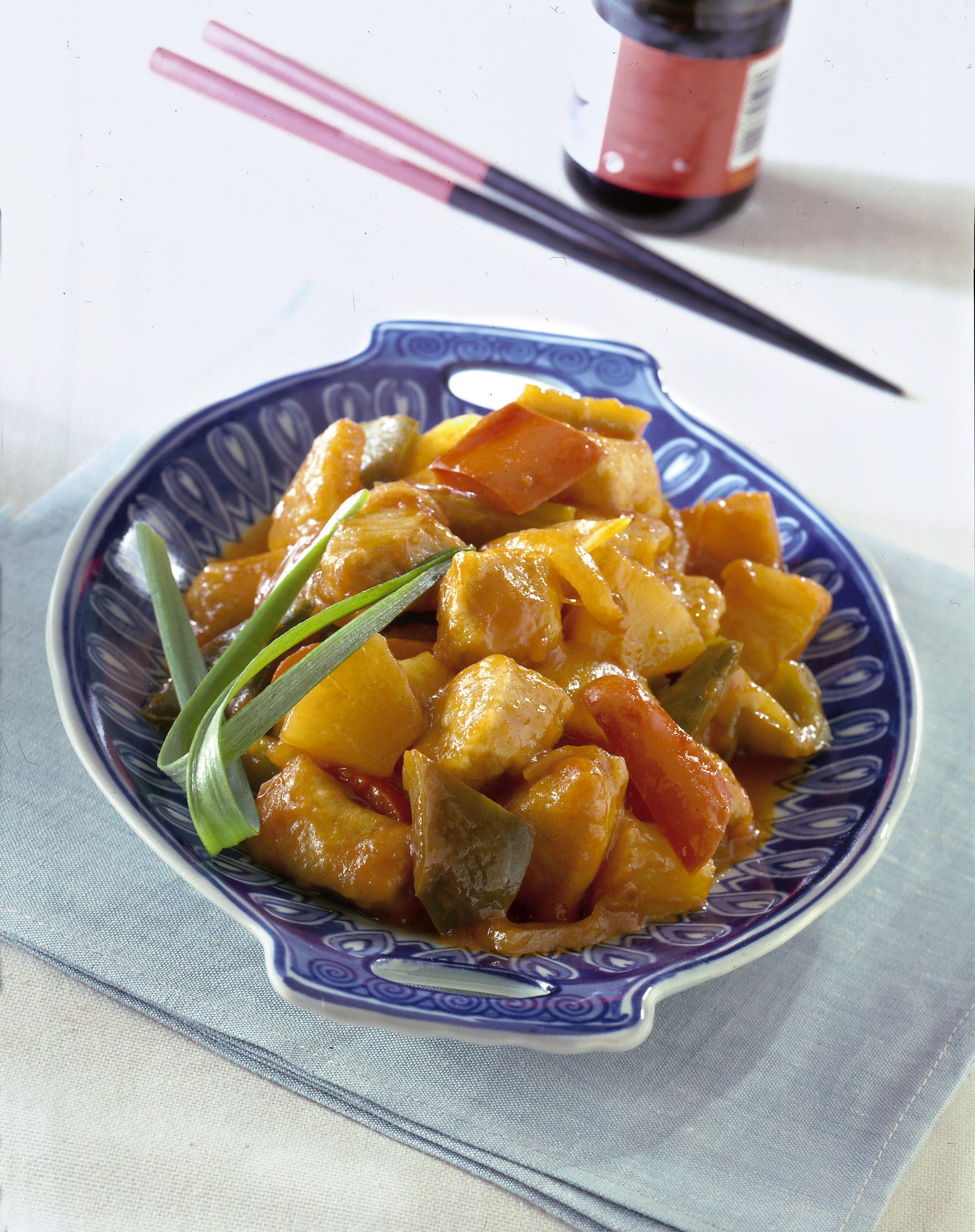 Ricetta Maiale agrodolce con peperoni e ananas - Donna Moderna