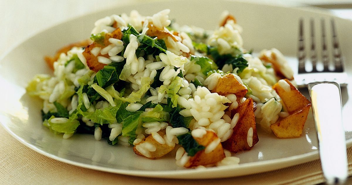 Ricetta Risotto di patate e verza - Donna Moderna