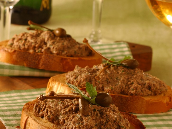 Ricetta Crostini con paté di fegatini di pollo - Donna Moderna