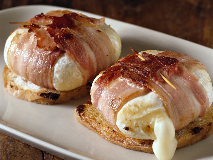 Tomini caldi al bacon