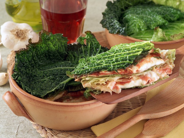 Parmigiana di verze in coccio