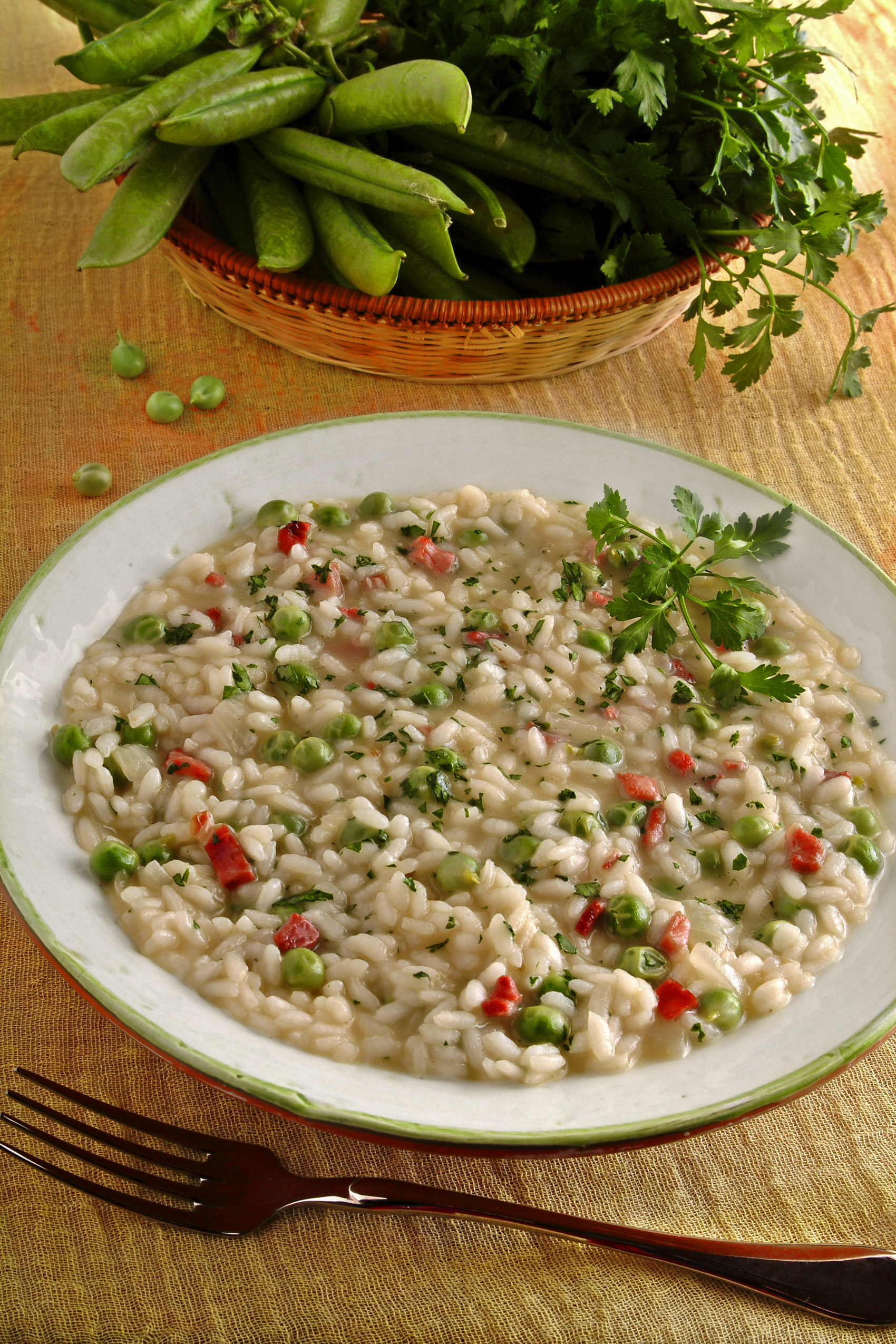 Ricetta Risi e bisi alla con prosciutto crudo e prezzemolo Donnamoderna