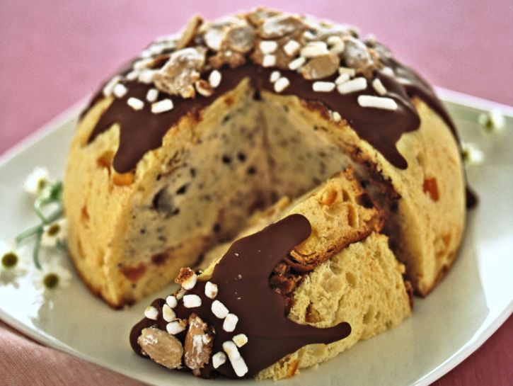 zuccotto-con-semifreddo-alla-stracciatella