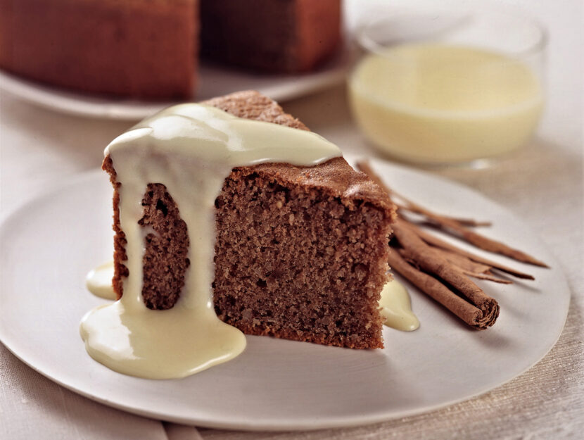 Torta semplice alle mandorle