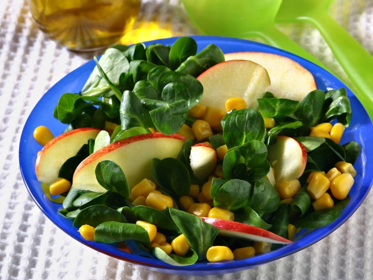 Insalata di valeriana e mais
