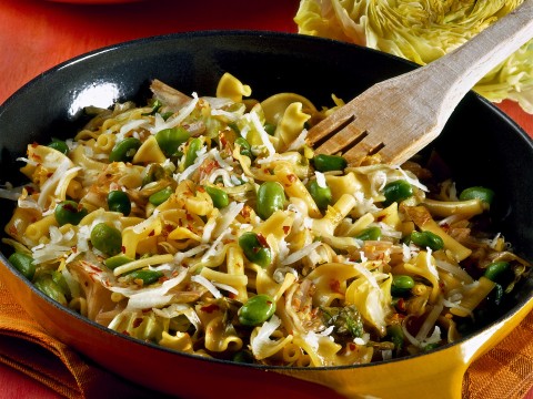 Pasta con fave e cicoria