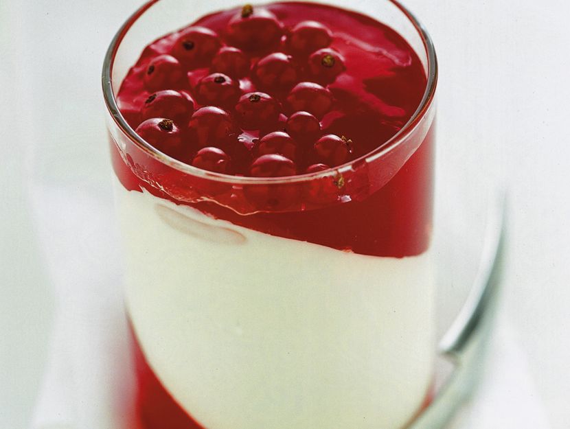 panna-cotta-al-ribes