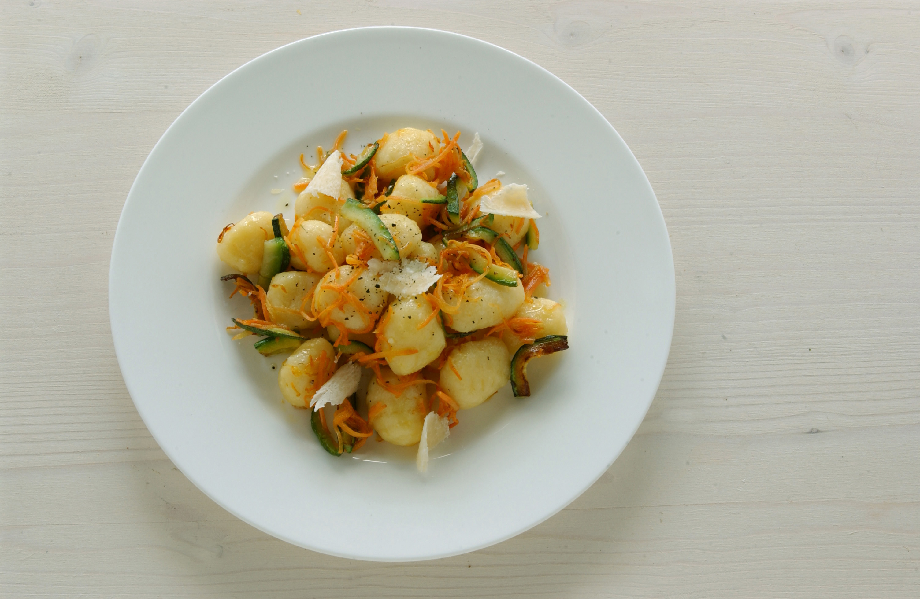 Ricetta Gnocchi di patate con verdure - Donna Moderna