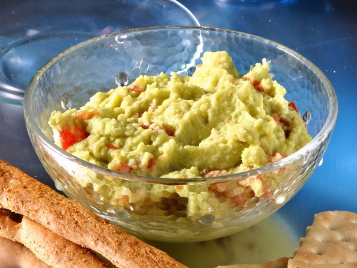 guacamole-o-crema-di-avocado preparazione