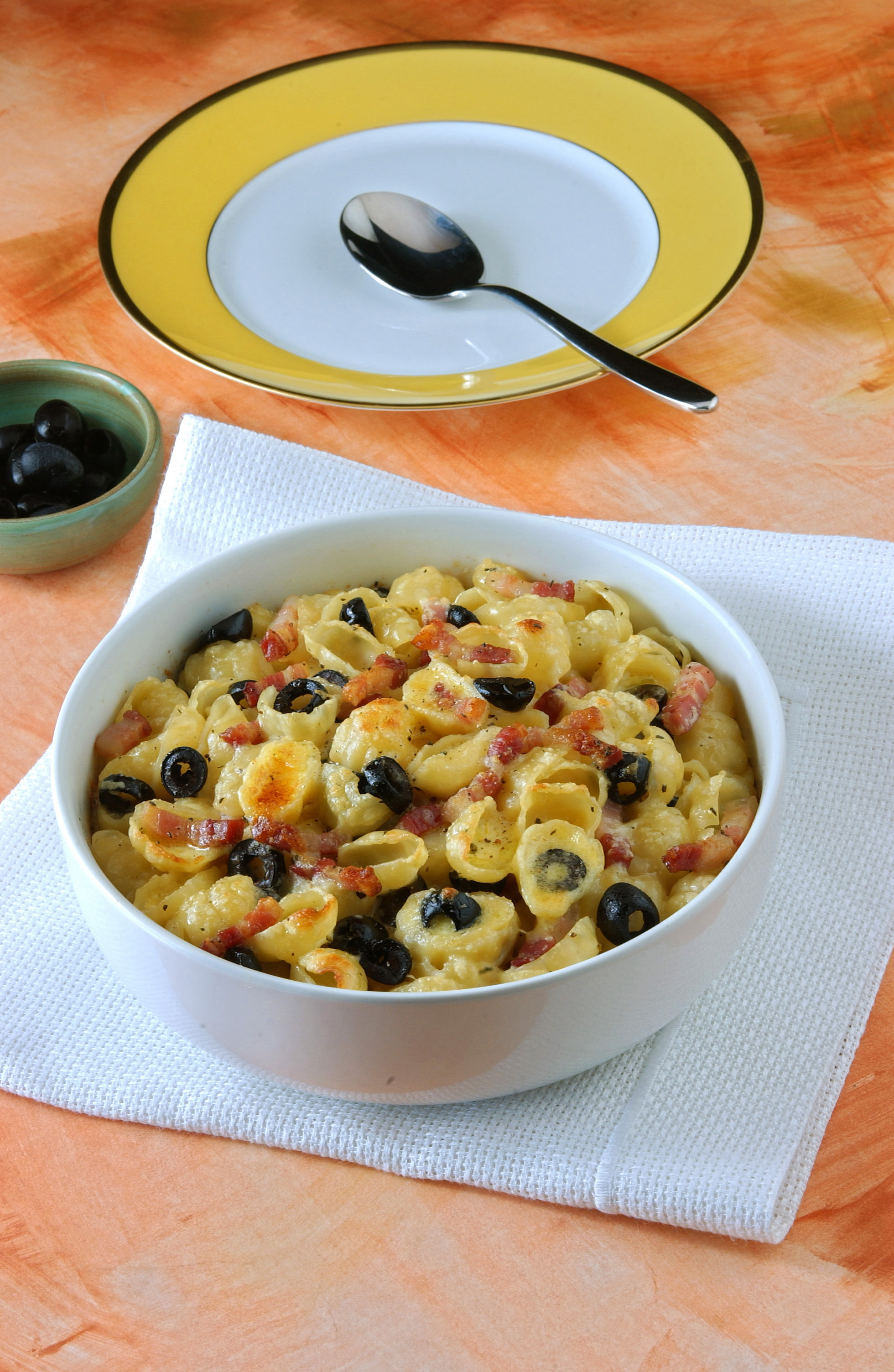 Ricetta Gratin di pasta, pancetta e olive Donna Moderna