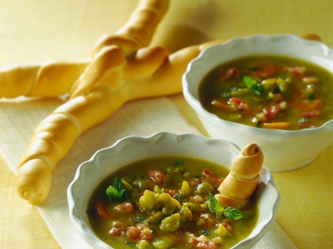 Zuppa di piselli e pancetta