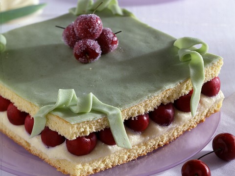 Torta con ciliegie