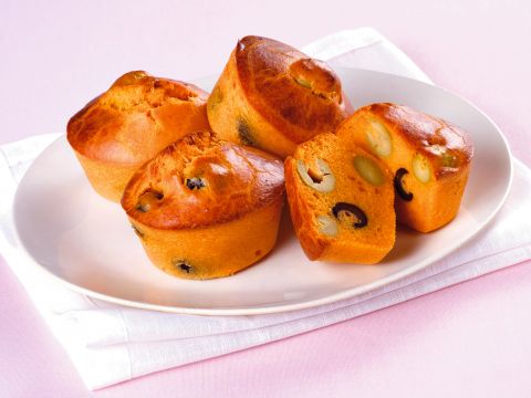 Muffin al pomodoro e olive