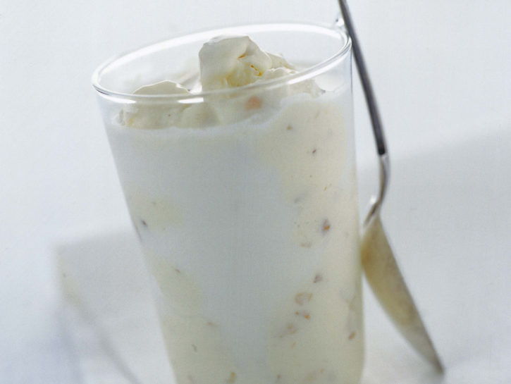 Crema di riso con frutta bianca