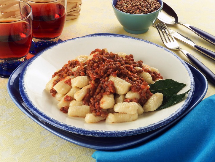 Gnocchi e lenticchie
