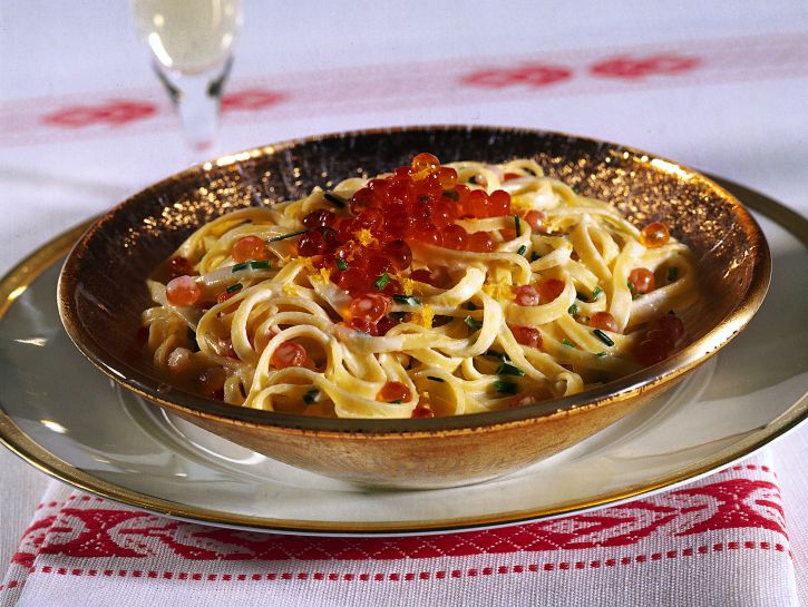 Ricetta Pasta con uova di salmone - Donna Moderna