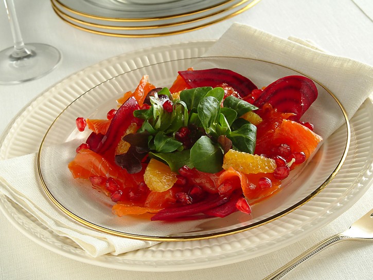 Carpaccio di salmone e melagrana