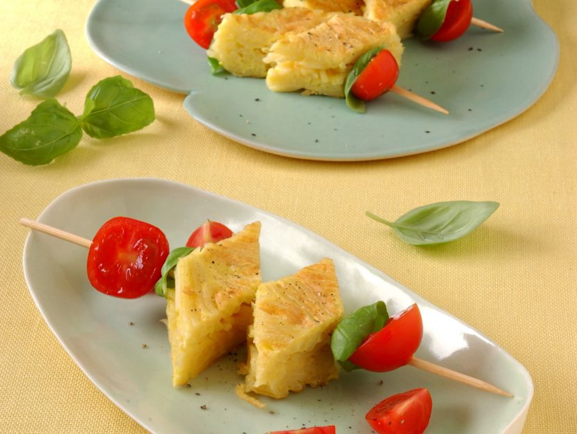 lecca-lecca-di-pasta-e-pomodorini foto