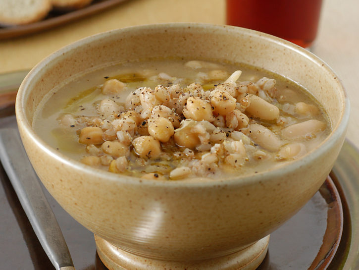 Mesciua: zuppa ligure di legumi e farro