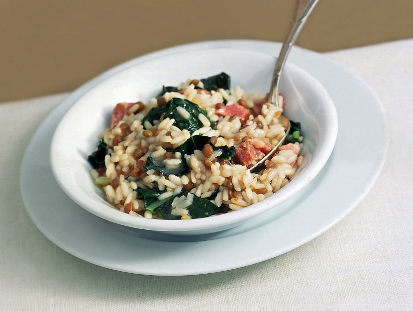 risotto-saporito-con-foglie-di-cavolo-nero