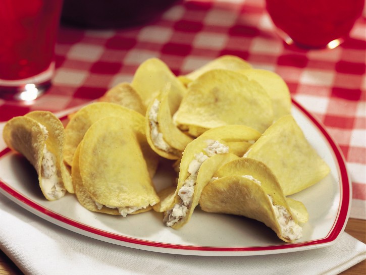 Chips con robiola e noci