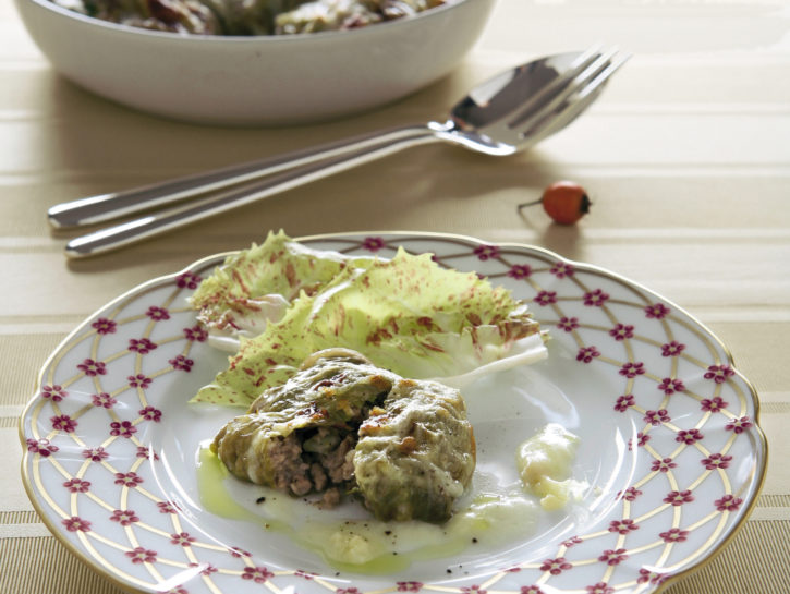 Fagottini di radicchio variegato farciti con tacchino