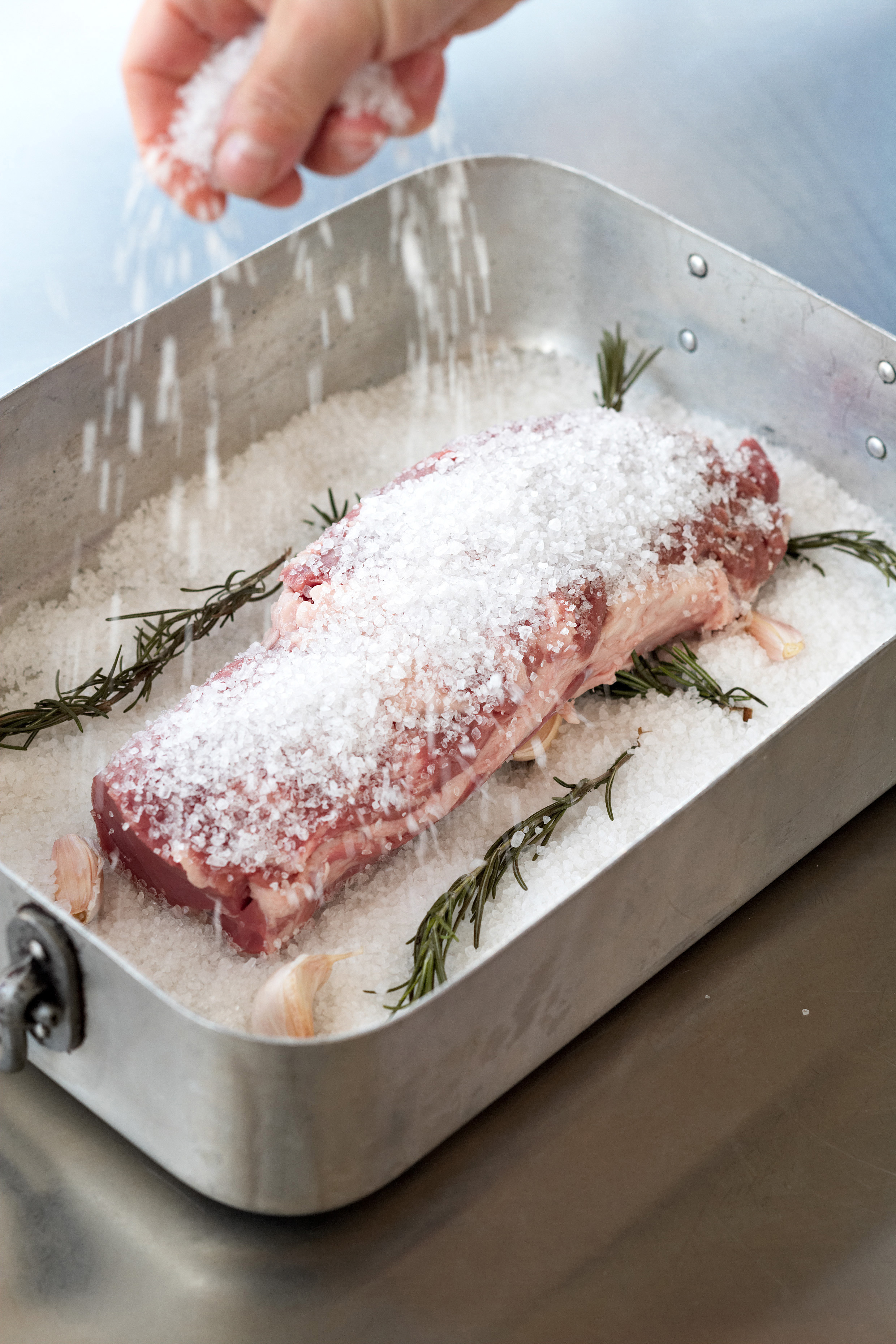 Filetto al sale con salsa di erbe - Donnamoderna