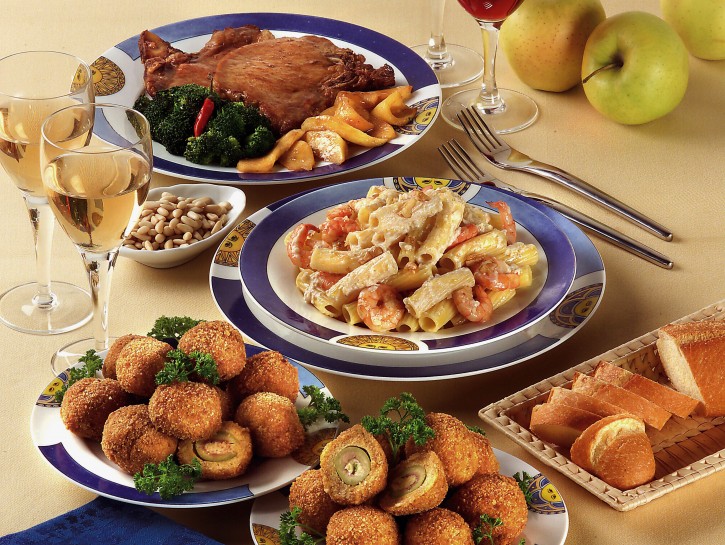 Maccheroni noci e gamberi