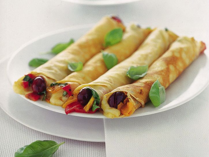 Crèpes con peperoni e mozzarella