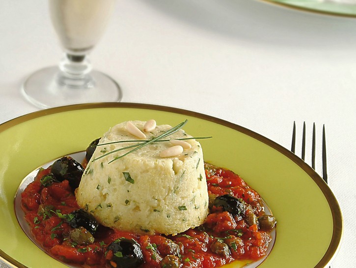 Sformatini di baccalà con salsa mediterranea
