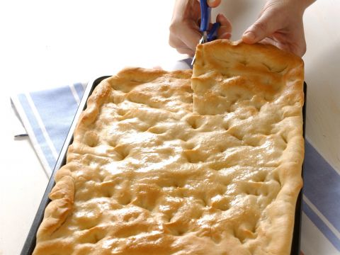 Focaccia bassa tradizionale